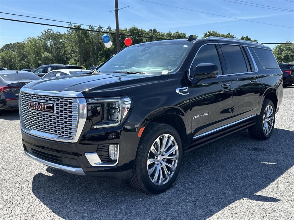 used 2022 GMC Yukon XL car, priced at $59,985