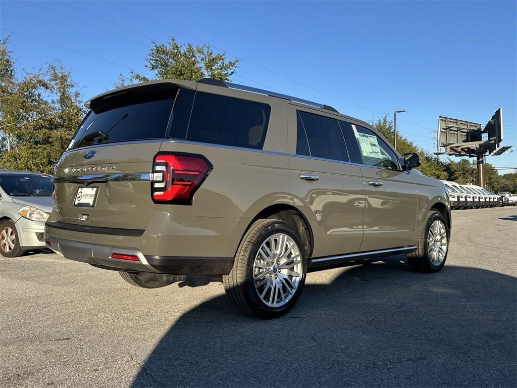 new 2024 Ford Expedition car, priced at $66,673