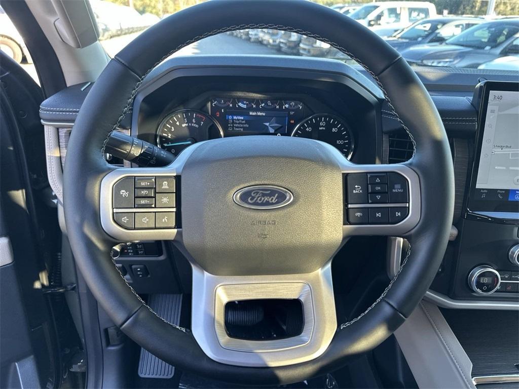 new 2024 Ford Expedition car, priced at $66,673