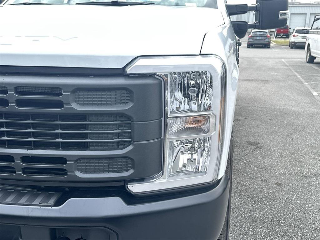 new 2024 Ford F-350 car, priced at $64,005