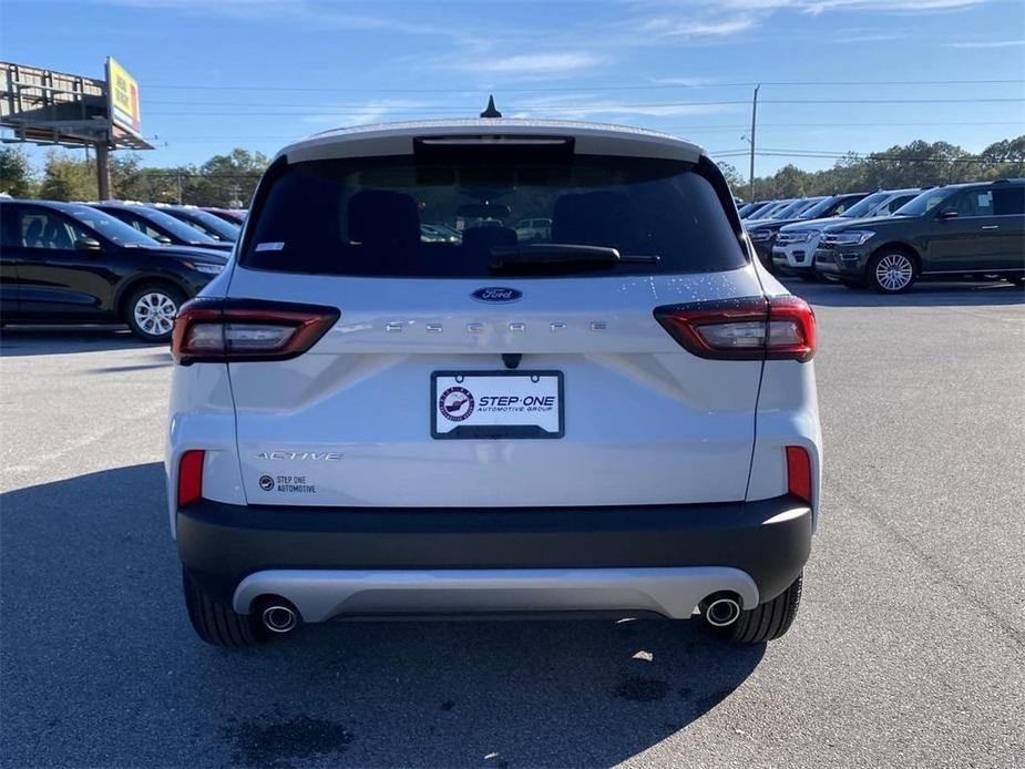 new 2025 Ford Escape car, priced at $28,645