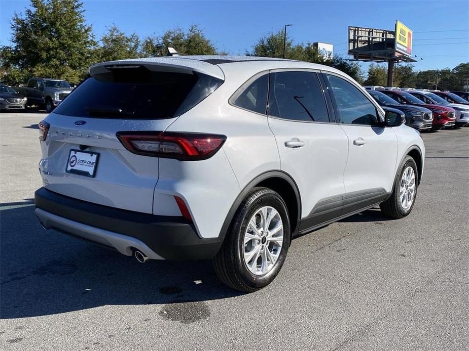 new 2025 Ford Escape car, priced at $28,645