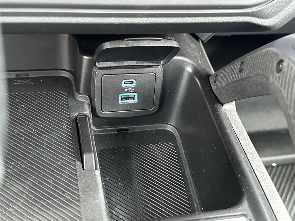 new 2025 Ford Bronco car, priced at $59,659