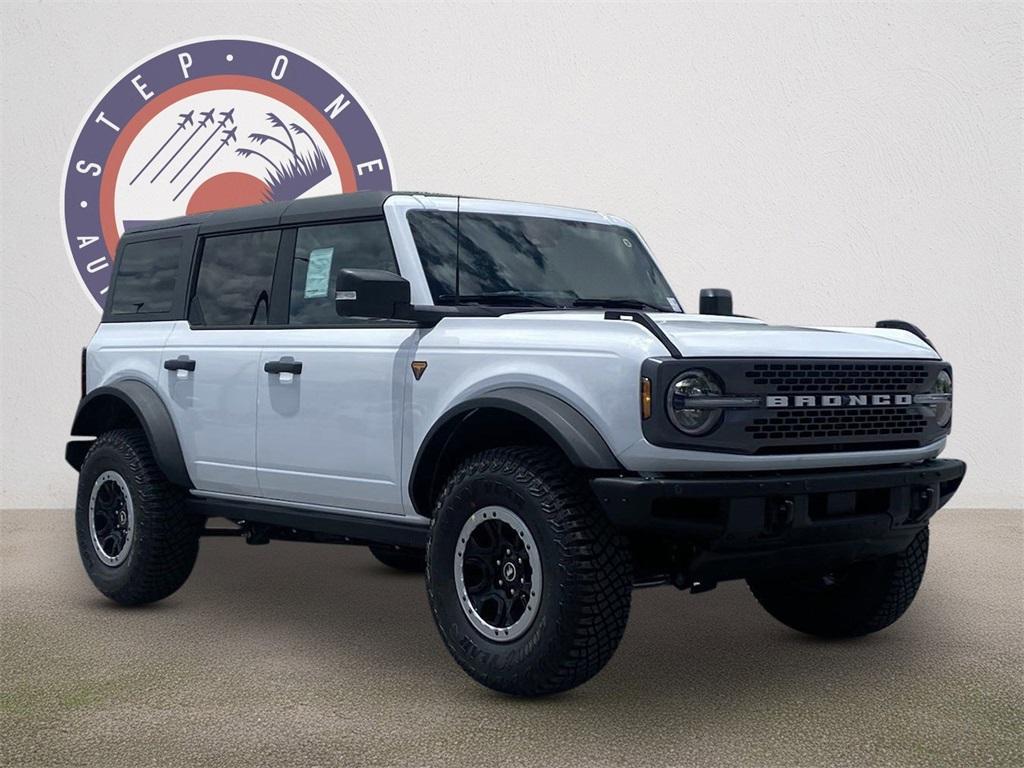 new 2024 Ford Bronco car, priced at $62,233