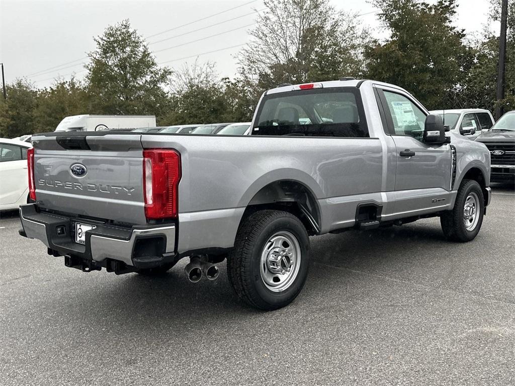 new 2024 Ford F-350 car, priced at $53,671