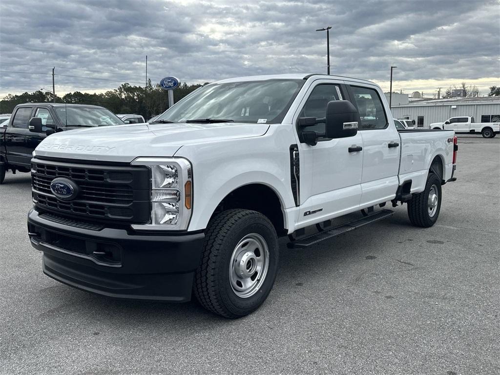 new 2024 Ford F-350 car, priced at $63,559