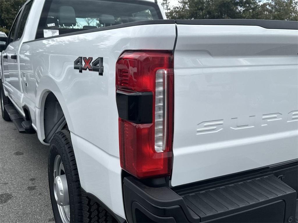 new 2024 Ford F-350 car, priced at $63,559