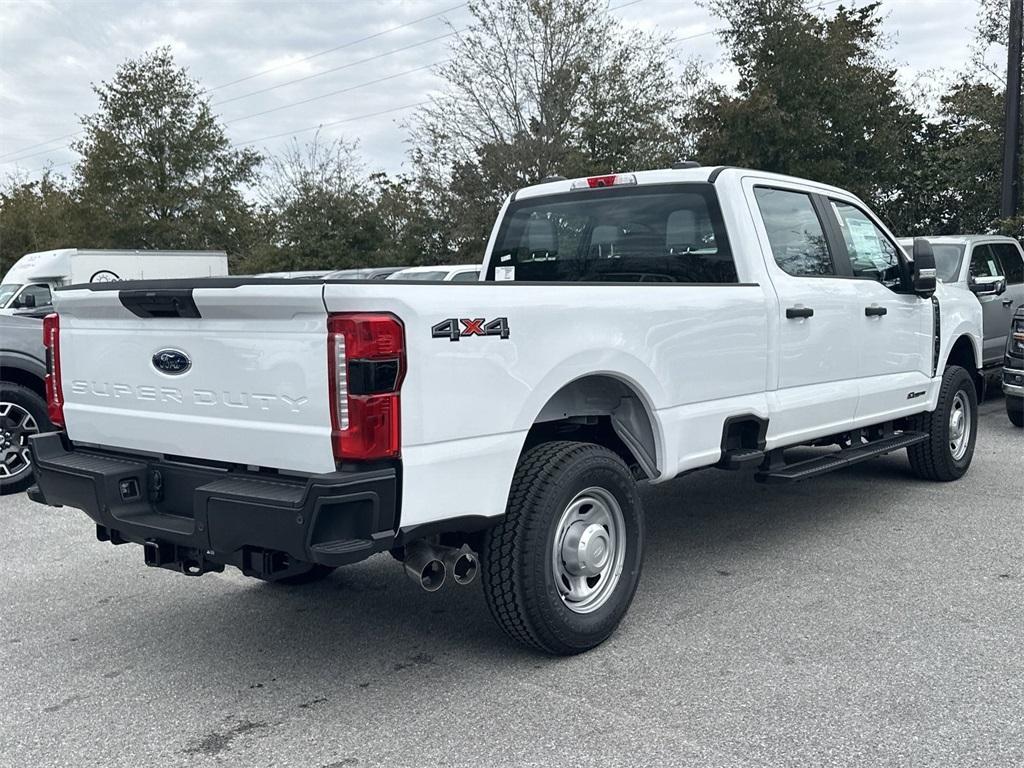 new 2024 Ford F-350 car, priced at $63,559