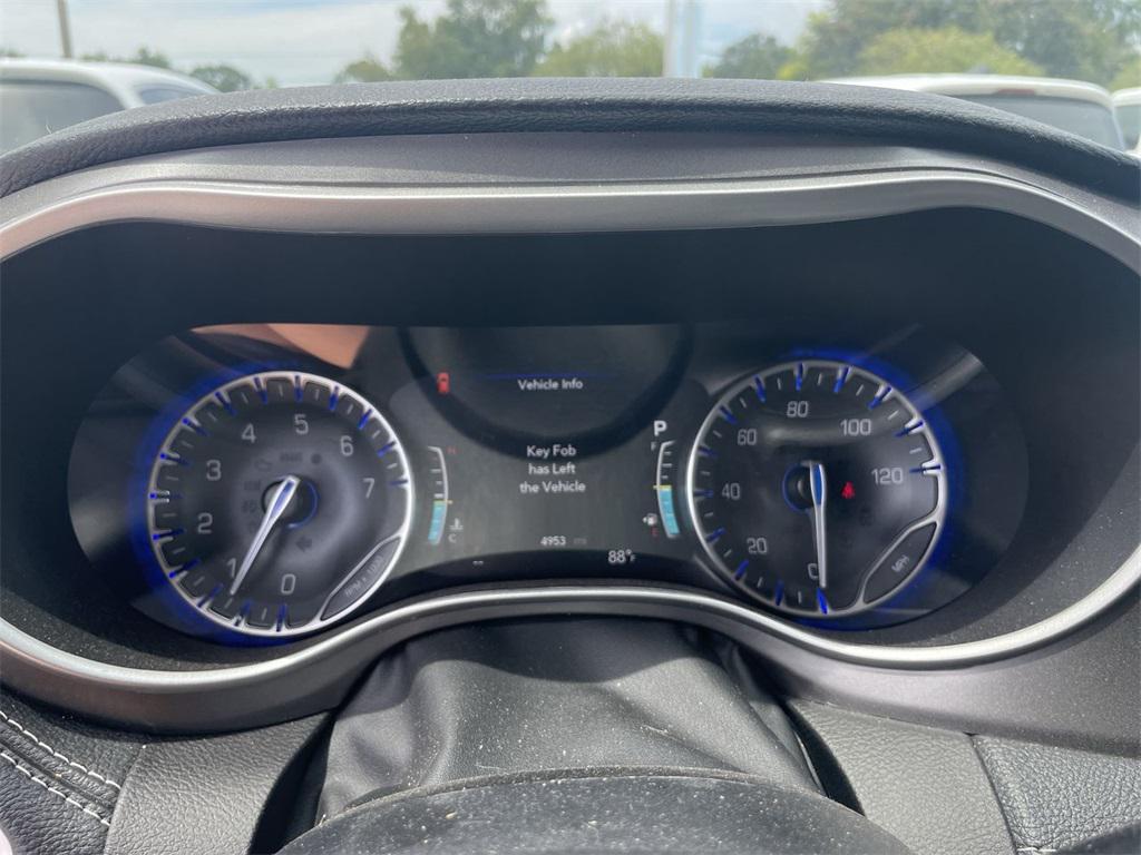 new 2024 Chrysler Pacifica car, priced at $41,300