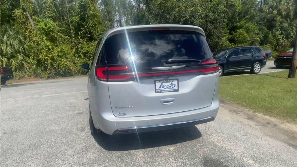 new 2026 Chrysler Pacifica car, priced at $45,465