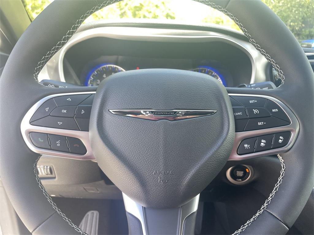 new 2026 Chrysler Pacifica car, priced at $45,465