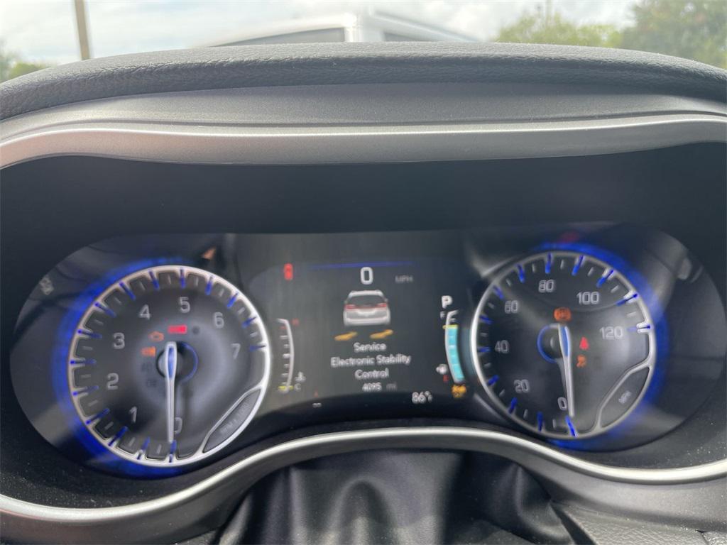 new 2024 Chrysler Pacifica car, priced at $41,300