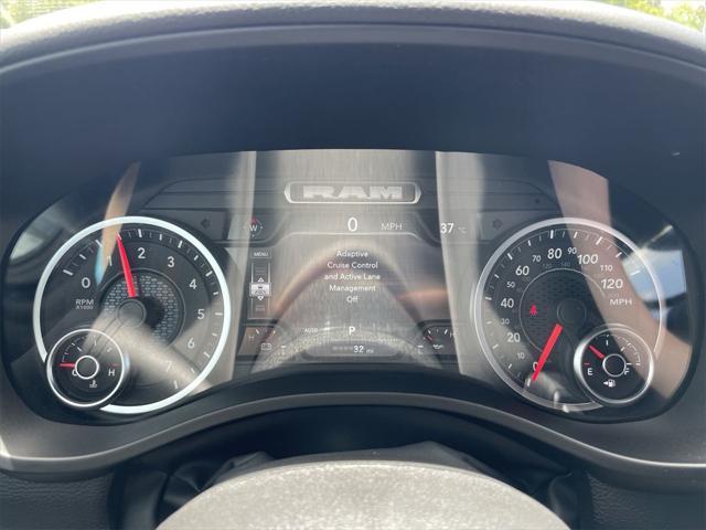 new 2025 Ram 1500 car, priced at $64,635