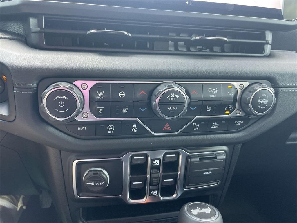 new 2024 Jeep Wrangler car, priced at $61,530
