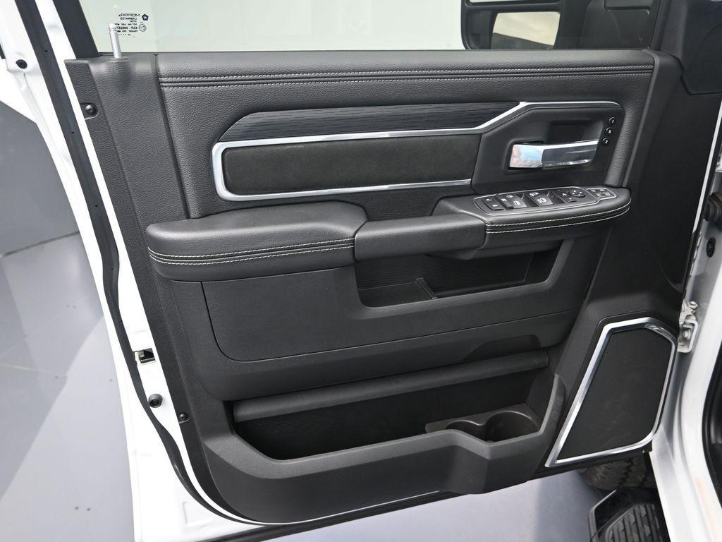 new 2024 Ram 2500 car, priced at $77,955