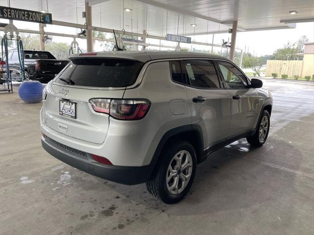 new 2025 Jeep Compass car, priced at $28,435