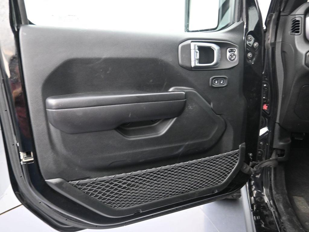 used 2021 Jeep Gladiator car, priced at $35,695