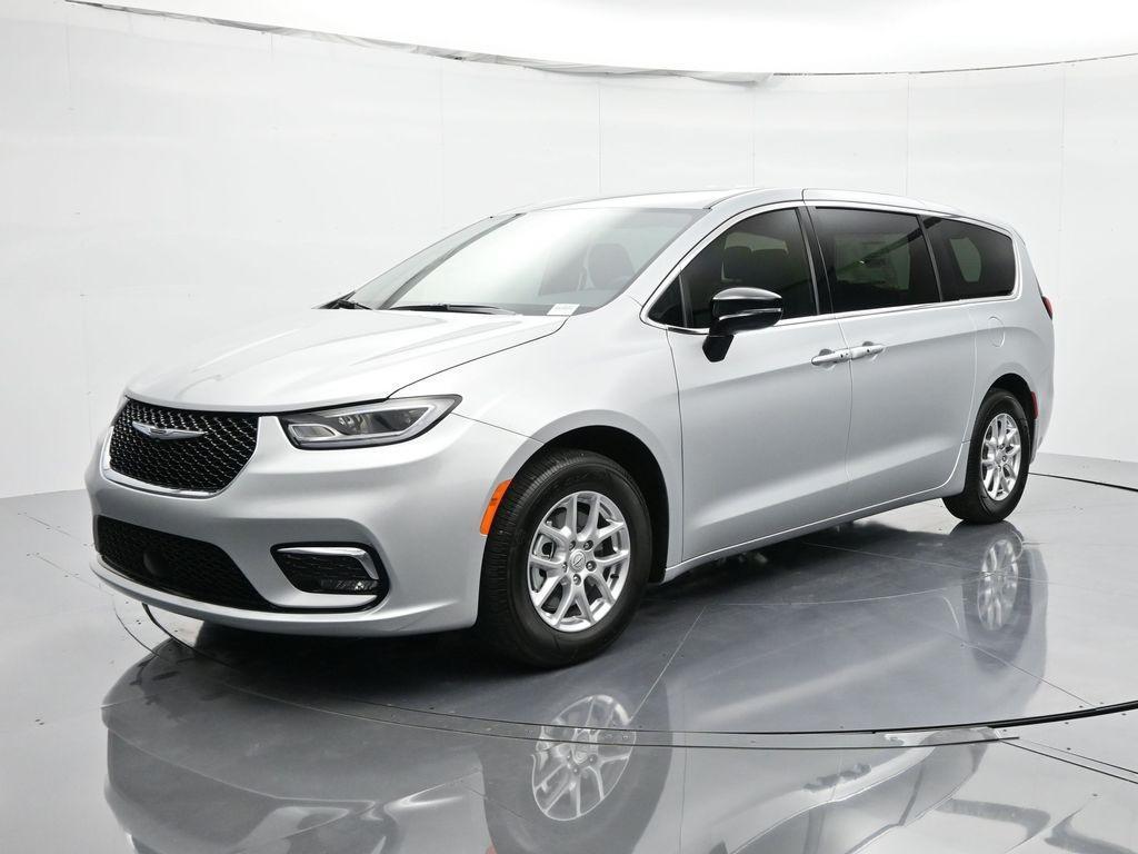 new 2026 Chrysler Pacifica car, priced at $46,830