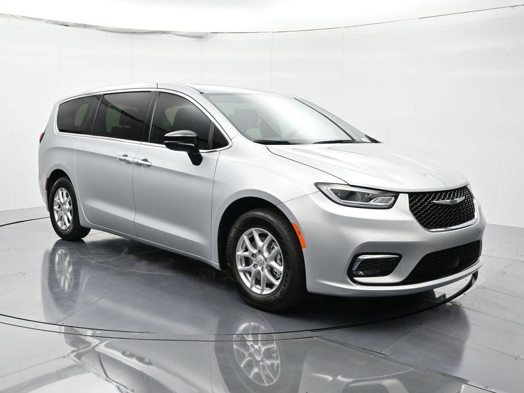 new 2026 Chrysler Pacifica car, priced at $46,830