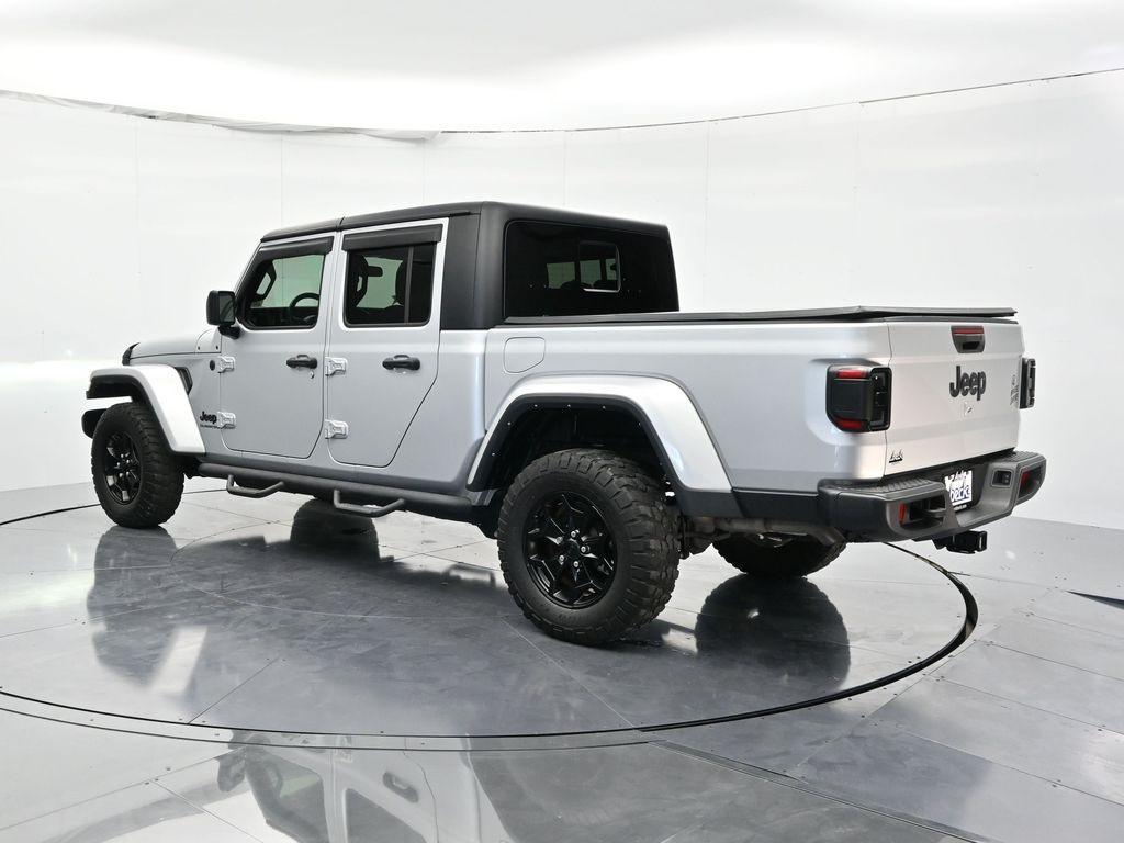 used 2022 Jeep Gladiator car, priced at $30,595