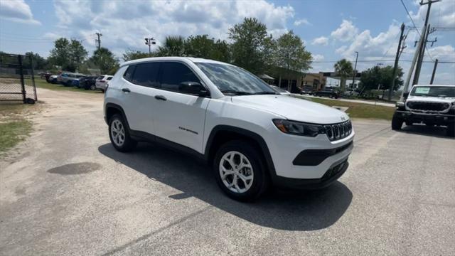 new 2024 Jeep Compass car, priced at $27,495