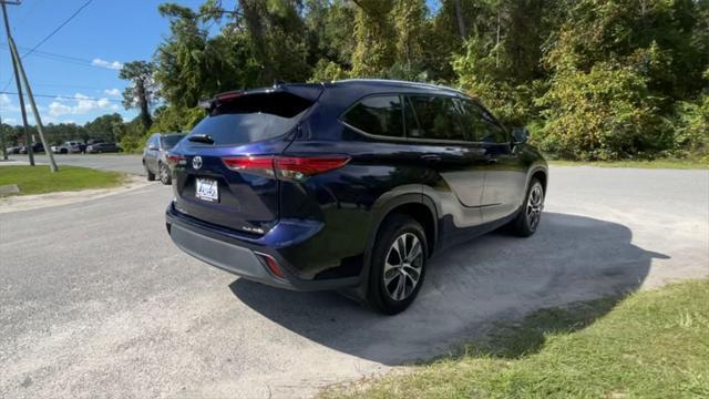 used 2021 Toyota Highlander car, priced at $31,455