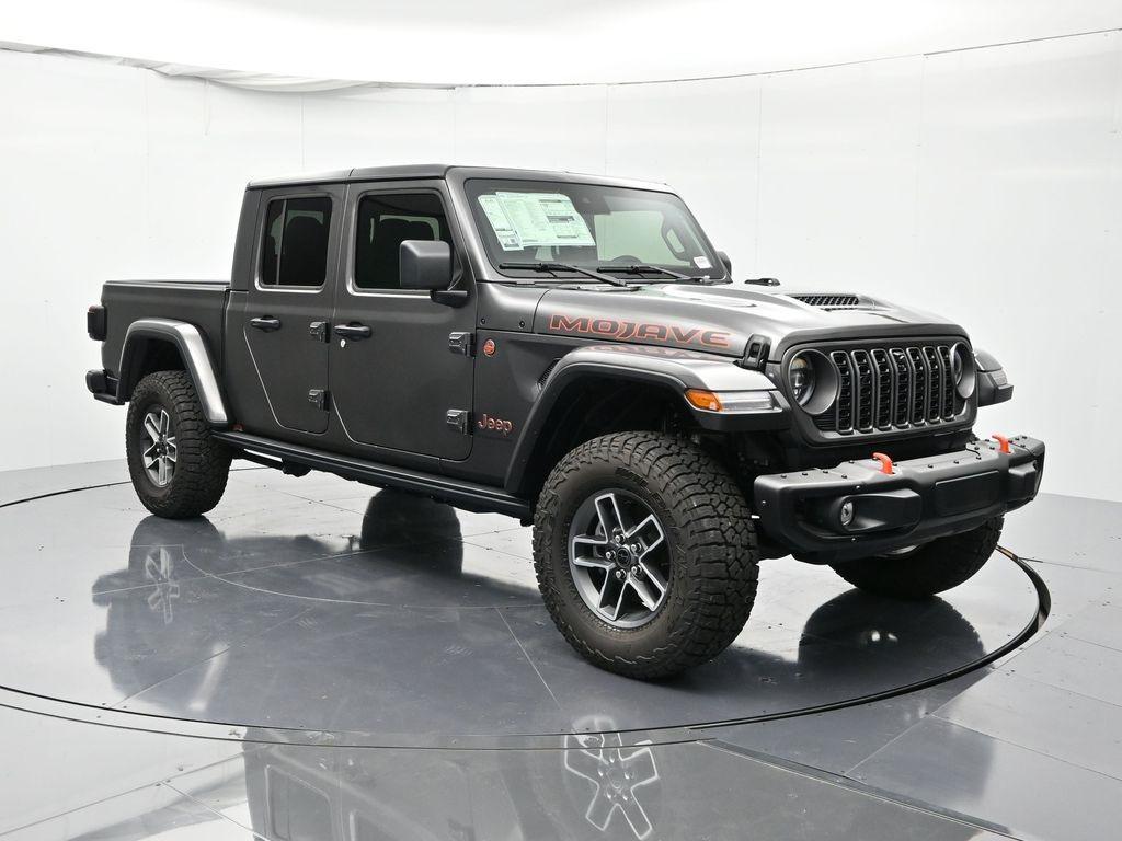 new 2025 Jeep Gladiator car, priced at $61,985
