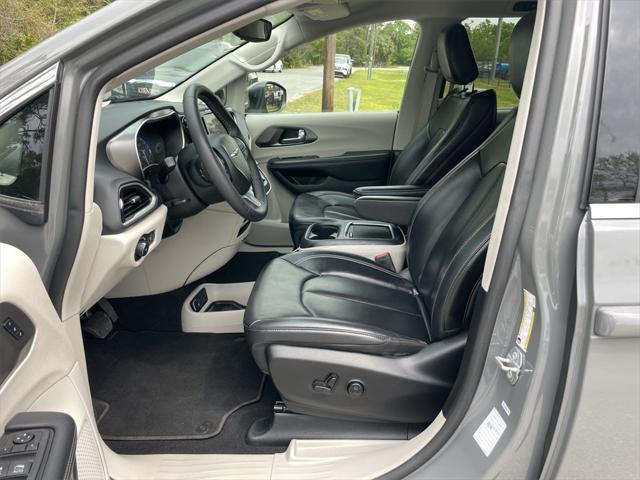used 2023 Chrysler Pacifica car, priced at $26,895