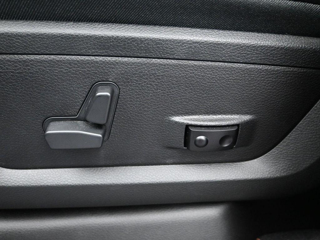 new 2024 Ram 2500 car, priced at $77,995