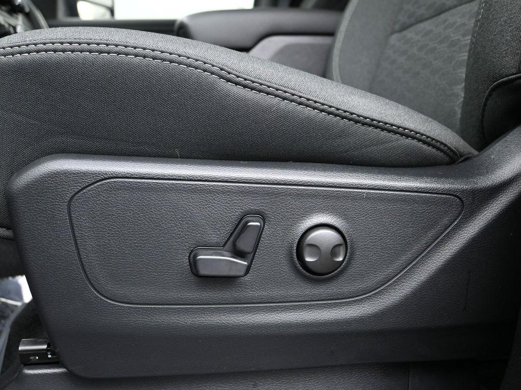 new 2025 Ram 1500 car, priced at $51,965