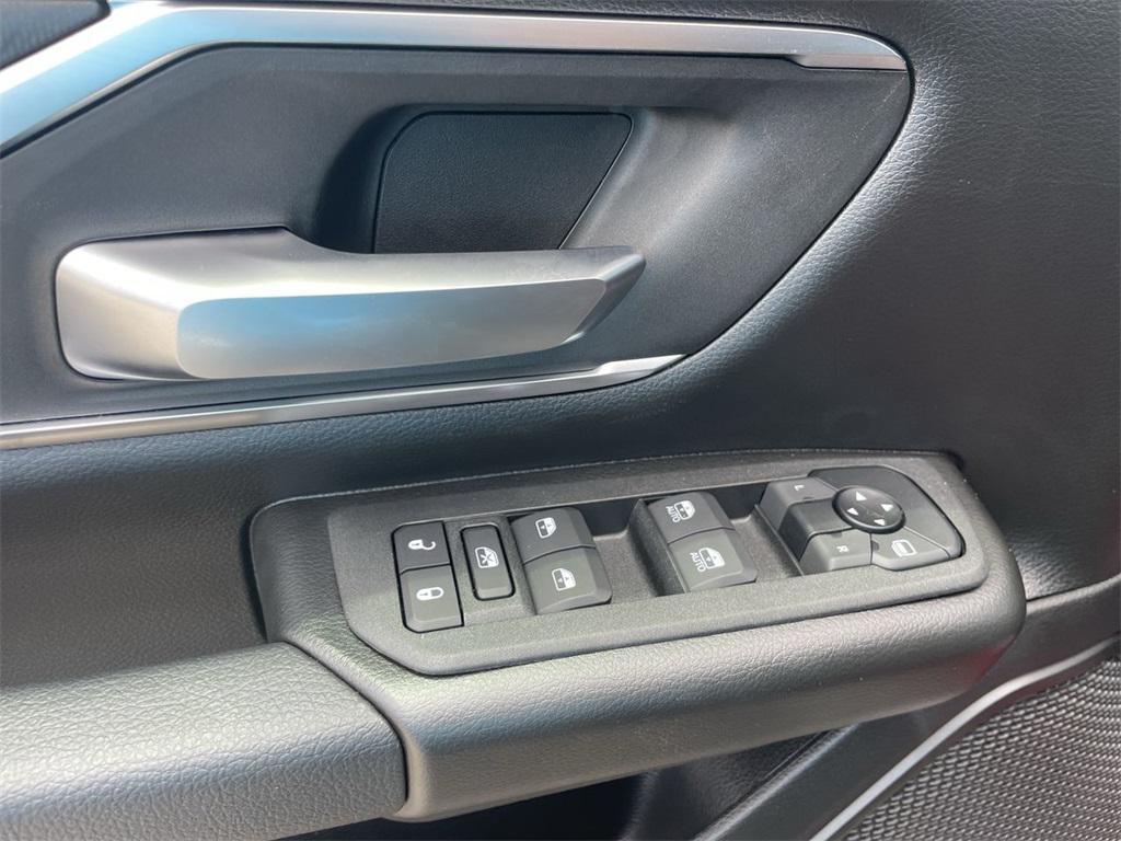 new 2025 Ram 1500 car, priced at $66,025