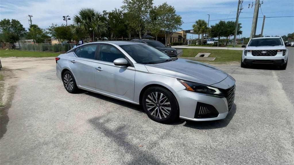 used 2023 Nissan Altima car, priced at $18,399