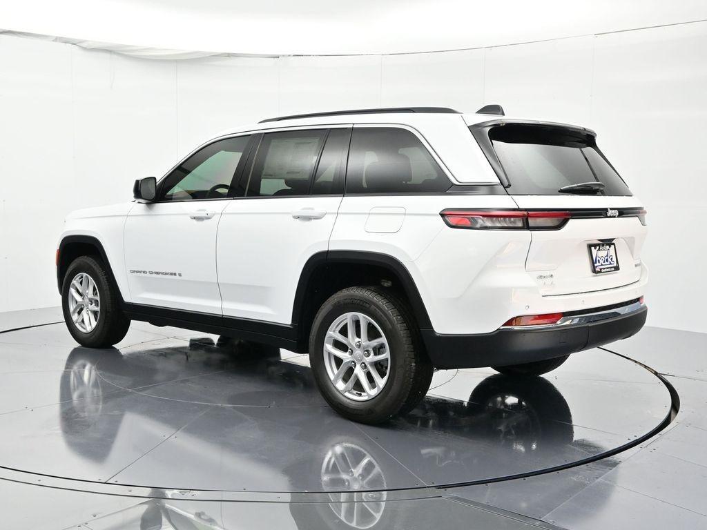 new 2025 Jeep Grand Cherokee car, priced at $41,695
