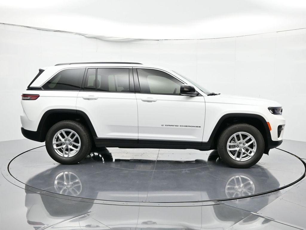 new 2025 Jeep Grand Cherokee car, priced at $41,695