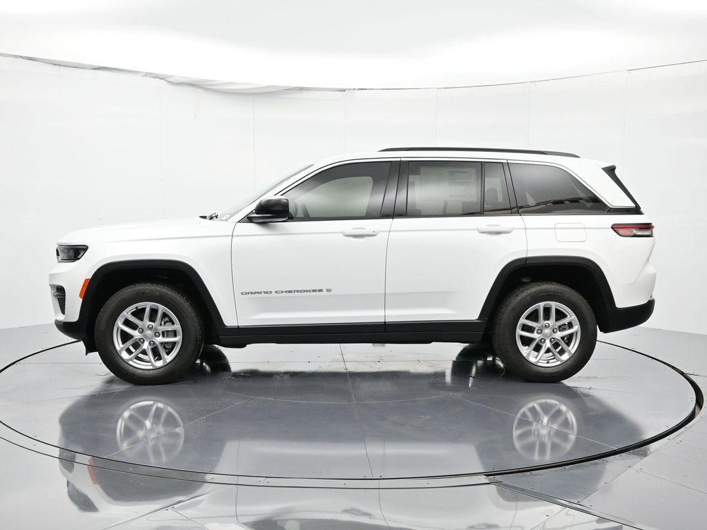 new 2025 Jeep Grand Cherokee car, priced at $41,695