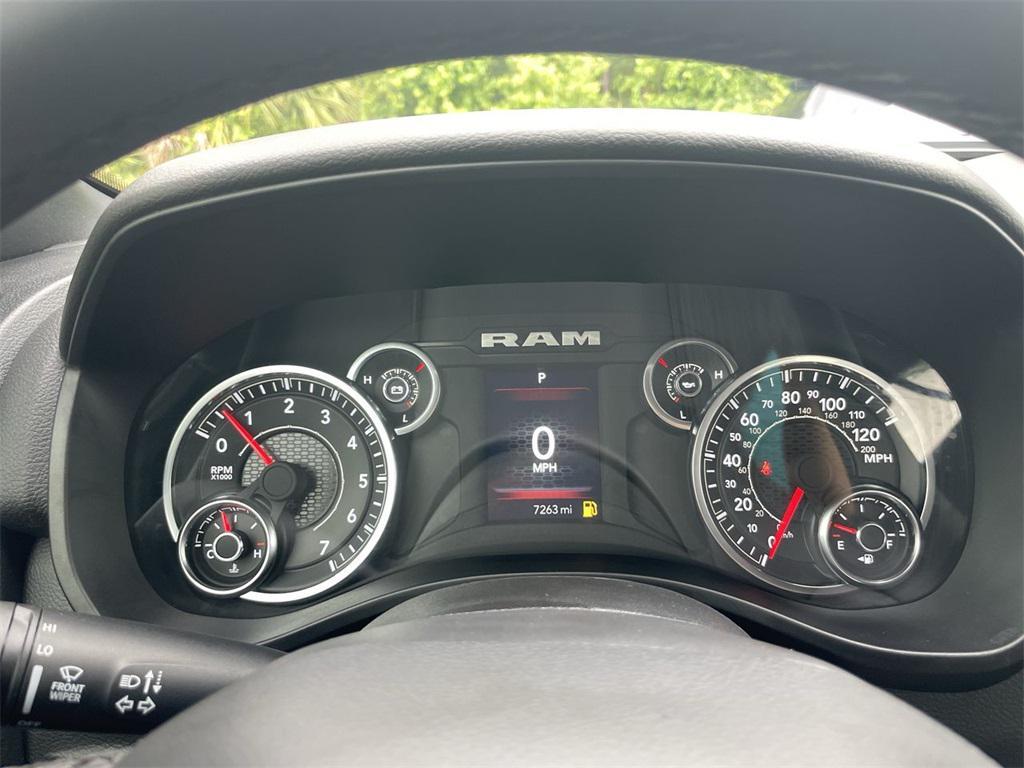 new 2025 Ram 1500 car, priced at $53,725