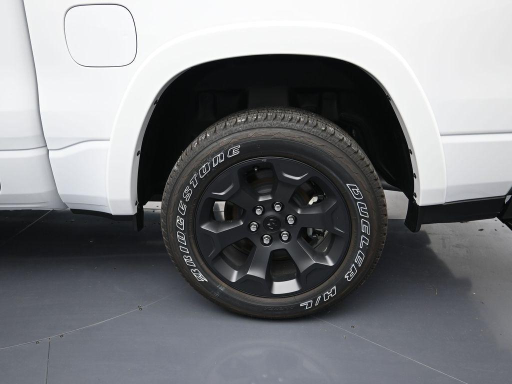new 2025 Ram 1500 car, priced at $61,945