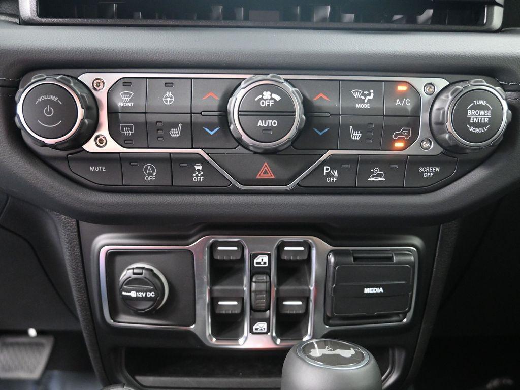 new 2026 Jeep Wrangler car, priced at $58,874