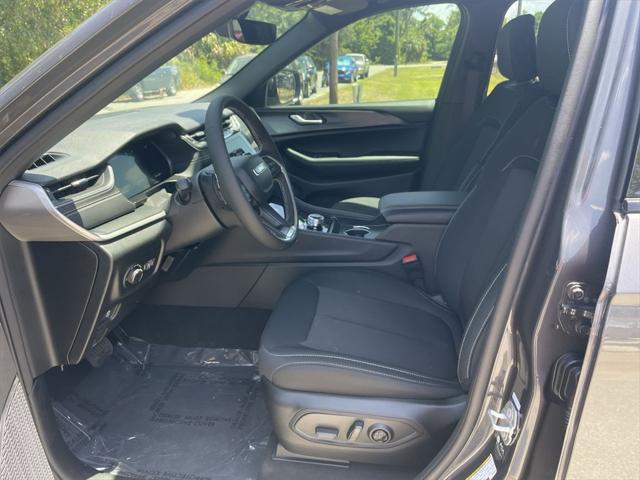 new 2025 Jeep Grand Cherokee L car, priced at $43,120
