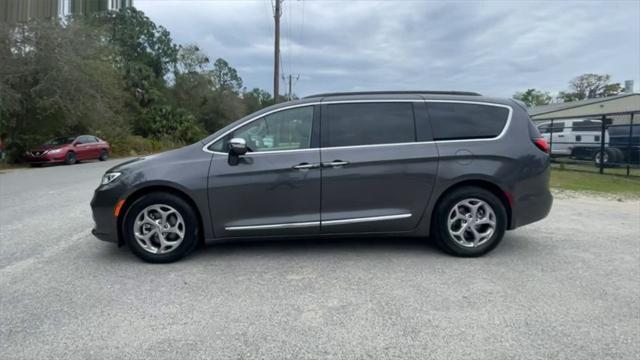 used 2022 Chrysler Pacifica car, priced at $27,499