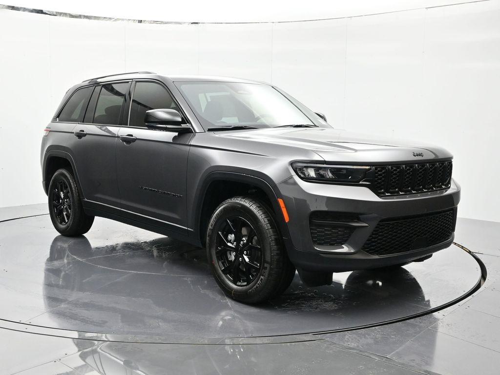 new 2025 Jeep Grand Cherokee car, priced at $46,475