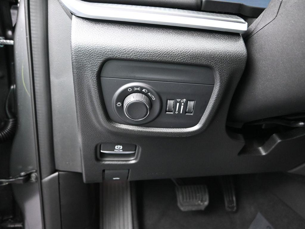 new 2025 Jeep Grand Cherokee car, priced at $46,475