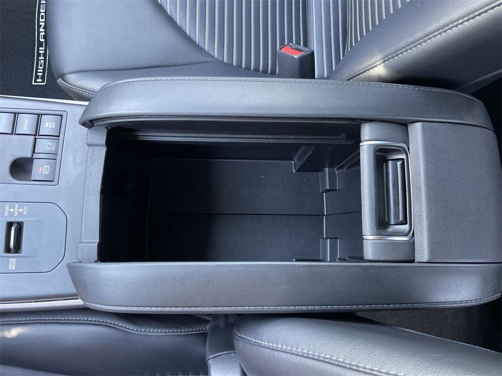 used 2024 Toyota Highlander car, priced at $37,580