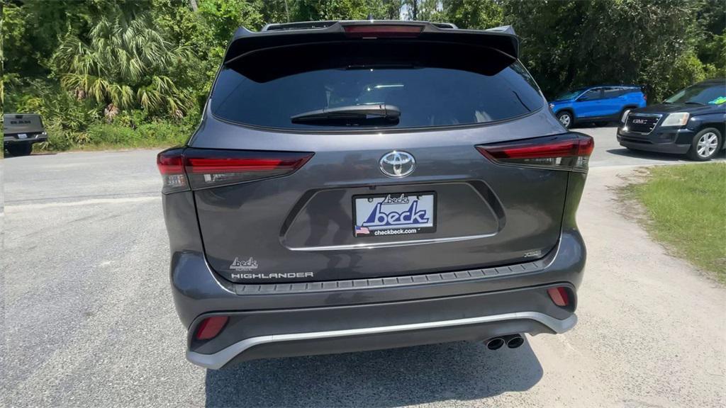 used 2024 Toyota Highlander car, priced at $37,580
