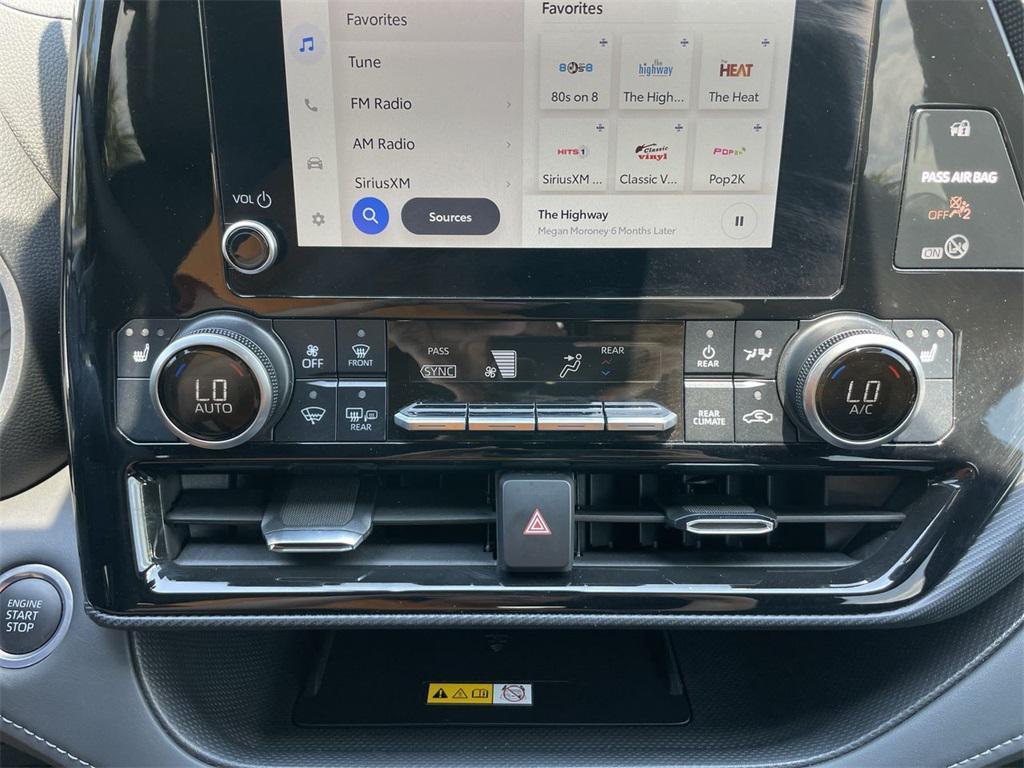 used 2024 Toyota Highlander car, priced at $37,580