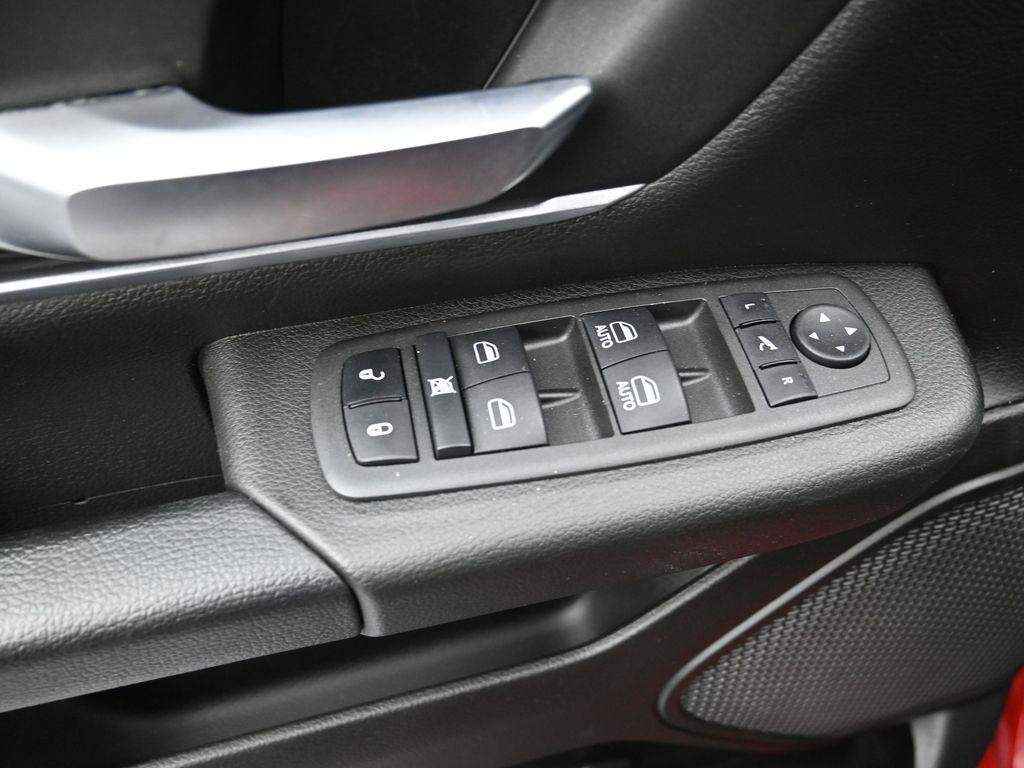 used 2022 Ram 1500 car, priced at $41,314