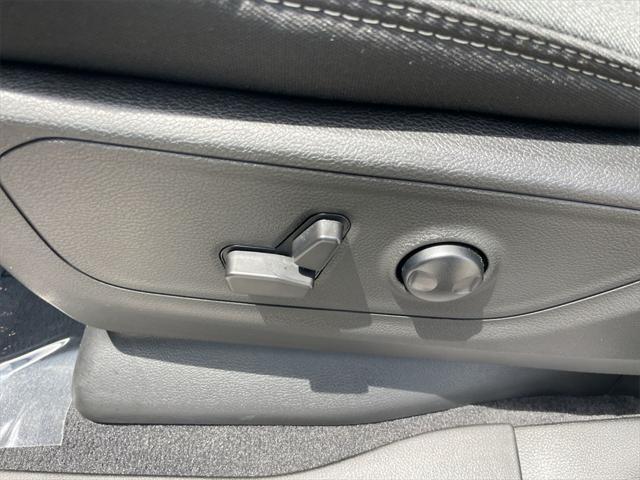 new 2025 Ram 1500 car, priced at $64,440