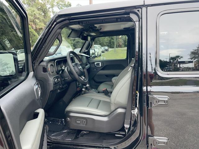 new 2024 Jeep Gladiator car, priced at $65,385