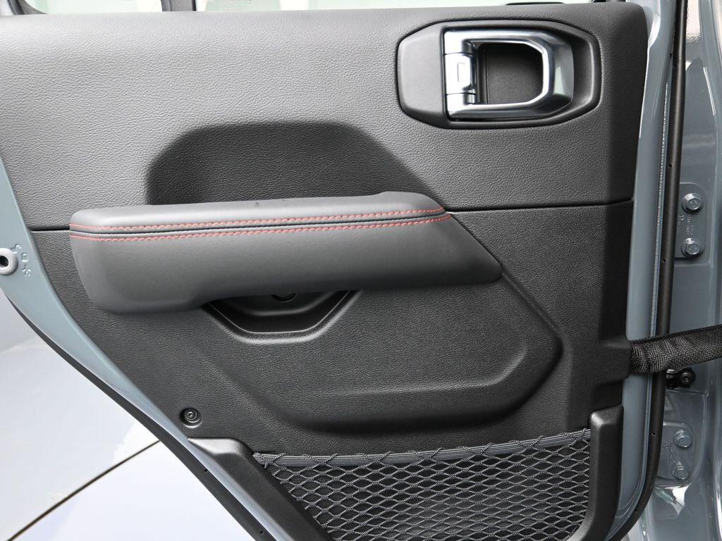 new 2025 Jeep Wrangler car, priced at $76,940