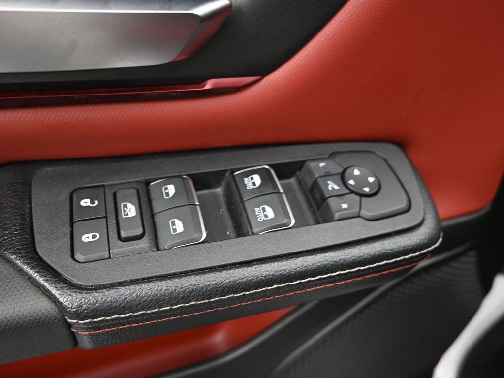 used 2025 Ram 1500 car, priced at $48,314